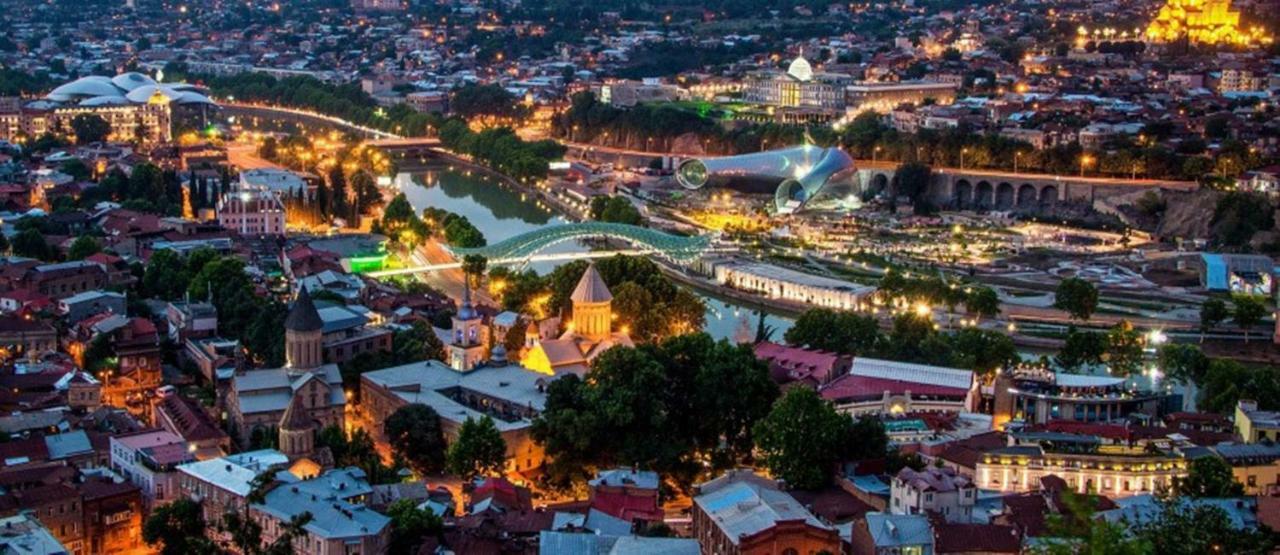 Tbiliseli Inn Tbilisi Eksteriør bilde